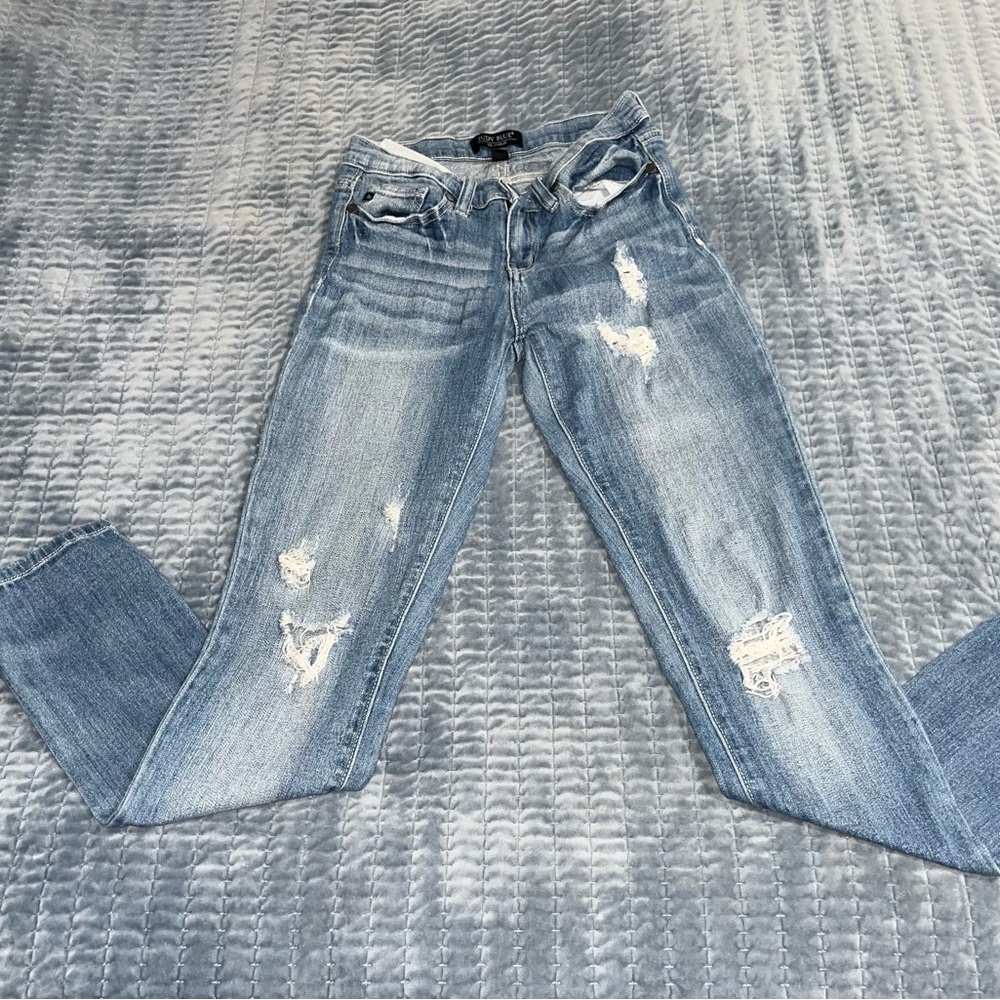 Judy Blue Light Blue Distressed Boyfriend Jeans